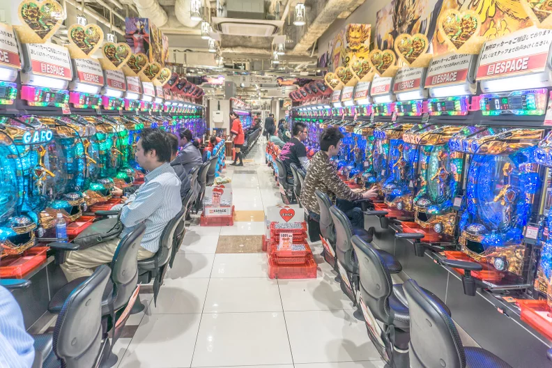 Akihabara pachinko setting